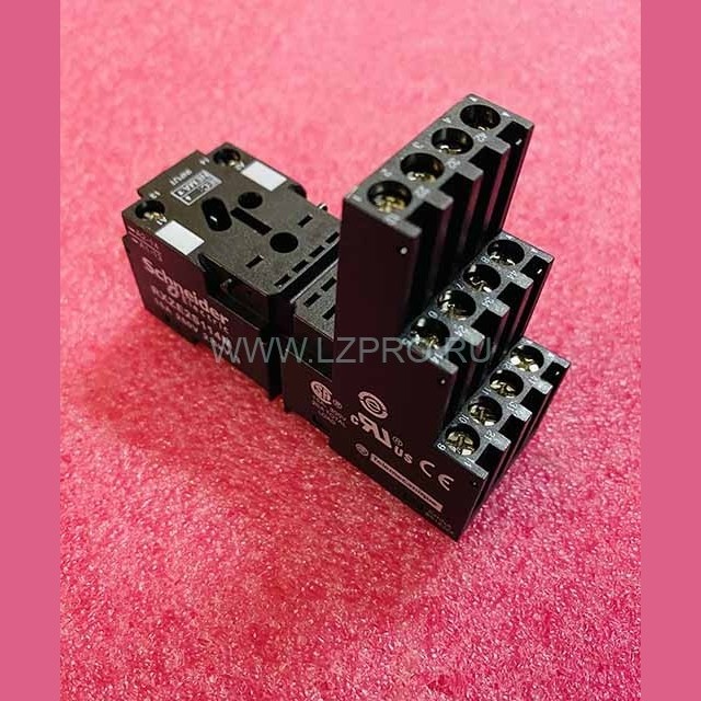 Колодка с раздельными контактами 4CO 27мм RXZE2S114M Schneider Electric