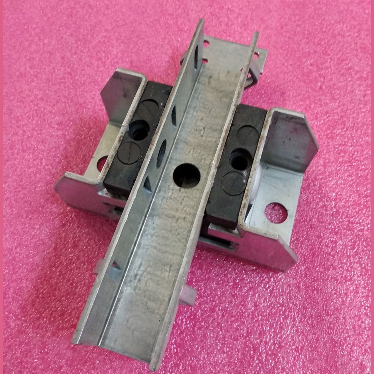 Башмак кабины Otis KO237D2