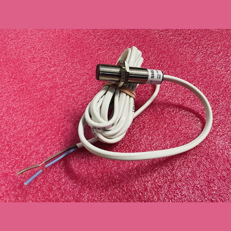 Выключатель бесконтактный магниточувствительный SM5.12.50 (аналог ВБ5.12М.33.хх.10.5.К, РS5L-12М33-105-К)