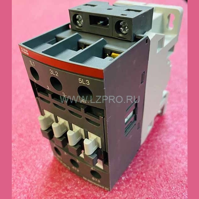 Контактор с универсальной катушкой 100-250V 11kW AF26-30-00-13 ABB