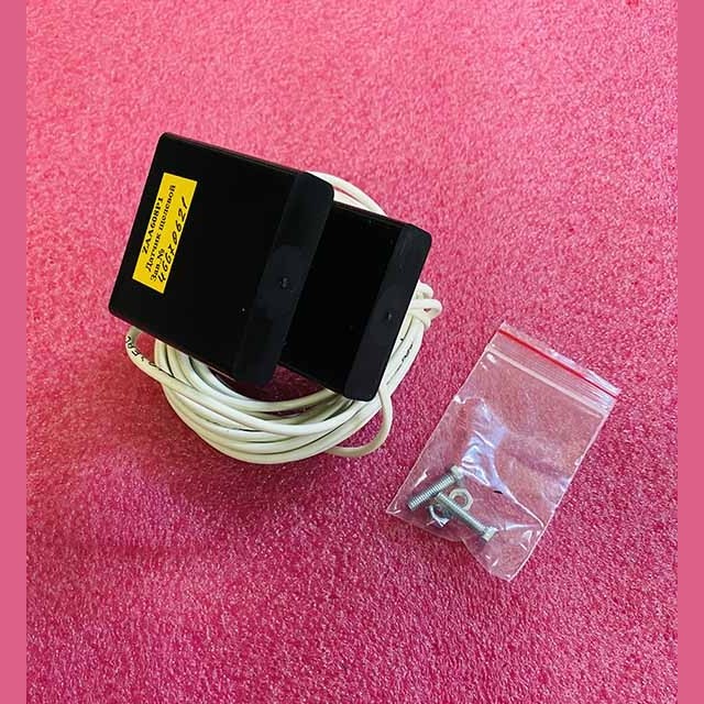 Датчик герконовый щелевой системы позиционирования (НО) ZAA608P1