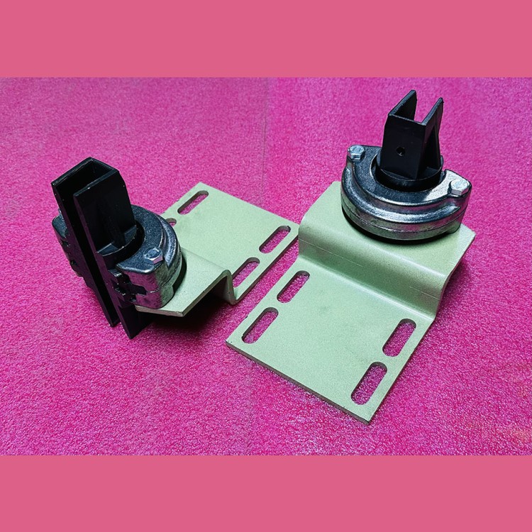 Башмак нижний изогнутый в сборе с вкладышем 14мм 0601Б.03.01.210 МЛЗ