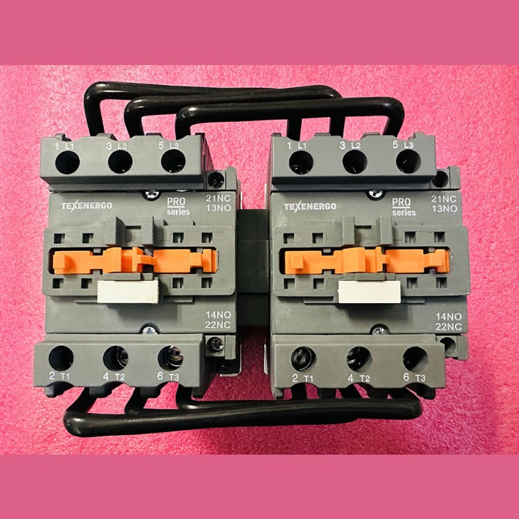 Пускатель электромагнитный 63А 220В 2з+2р ПМ12-063551 УХЛ4 Б ТЭ EURO