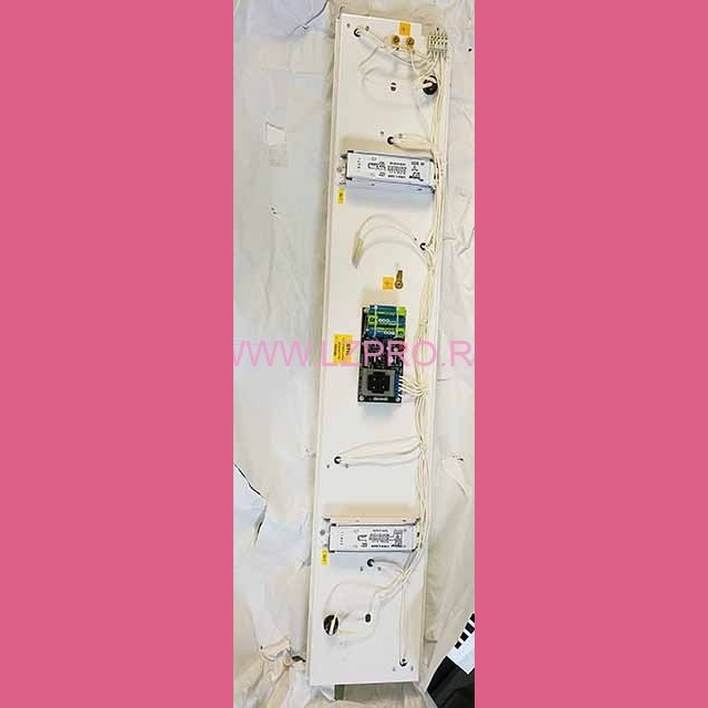 Светильник с источником аварийного освещения 3-х ламповый ZAA417P1 Otis