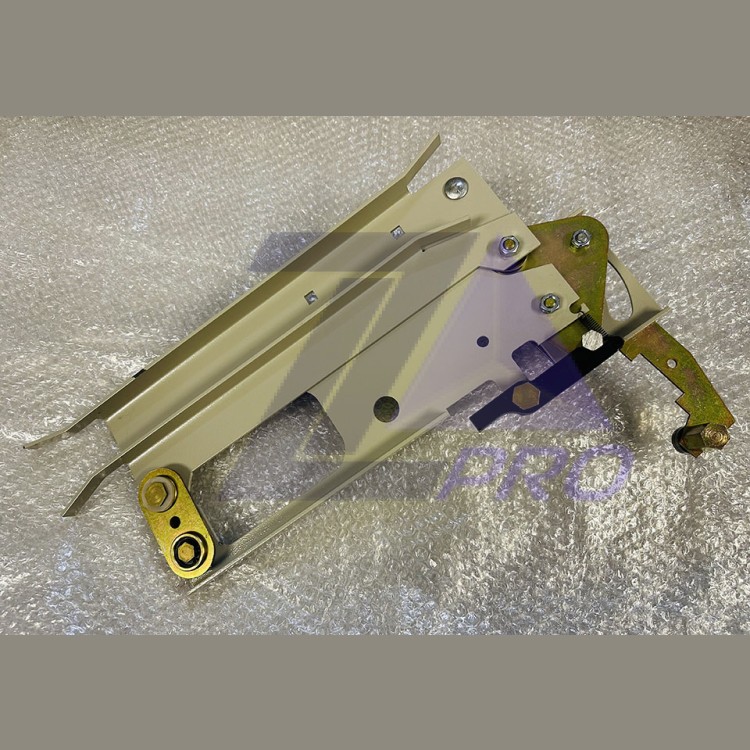 Отводка дверей кабины левая (телескоп. Откр.) 0411Е.03.10.060-01 Wellmax СЛЗ