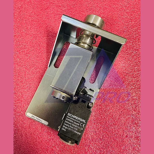 Выключатель плиты перекрытия эскалатора в сборе KM5299686G01 Kone