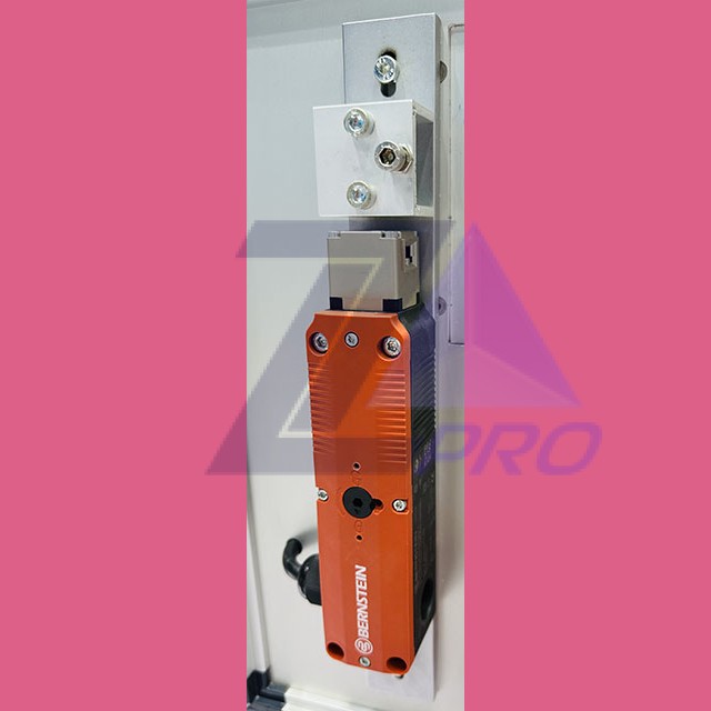 Выключатель SLC-F-024-11/11-R6 6018200013 BERNSTEIN