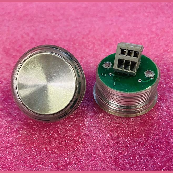 Кнопка КЛ-МСУ-013 (VR вандалоустойчивая с точечной зеленой индикацией)