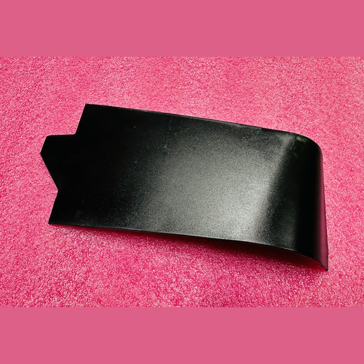 Дефлектор устья поручня эскалатора NCE внешний левый GAB384JY4 Otis