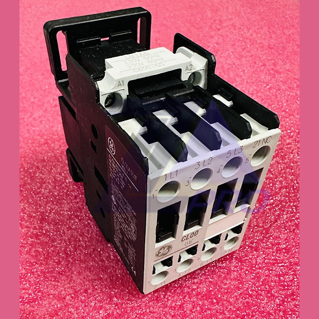 Контактор (3-полюсный, вспомогательные контакты NC, 230V) CL00A301T General Electric