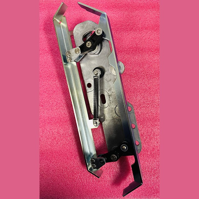 Отводка привода правая без замка Varidor 35 109R 59350828 Schindler