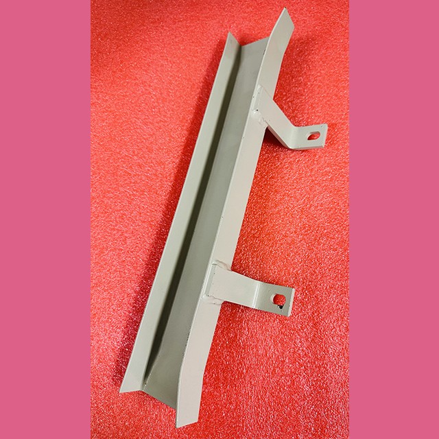 Отводка двери кабины левая 0411.03.91.160Щ ЩЛЗ