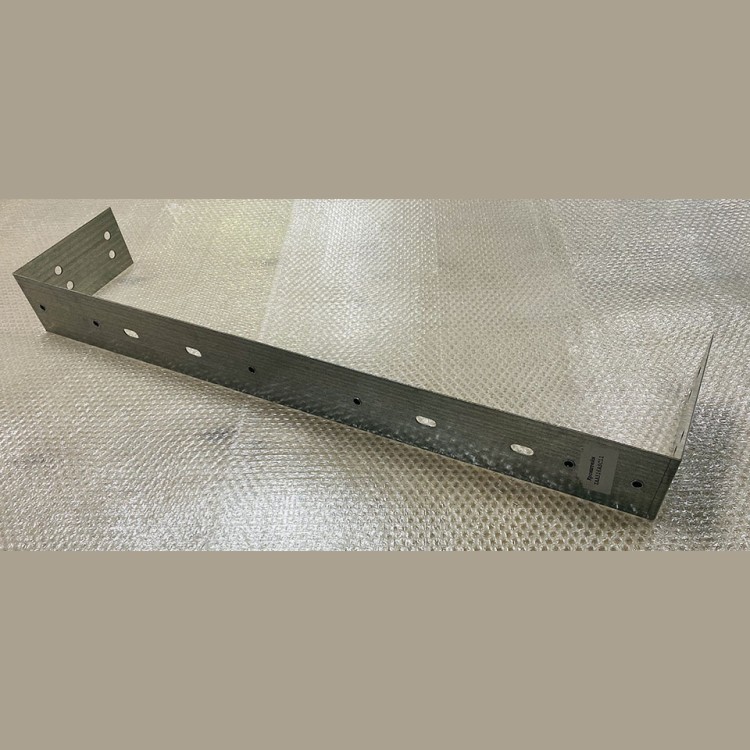 Кронштейн крепления защиты от противовеса ZAA316ASC11 Otis