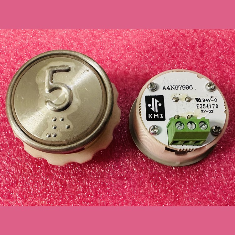 Кнопочный модуль с шрифтом Брайля "5" разъём под винт A4N97996 MA2D04-D-R-05 КМЗ