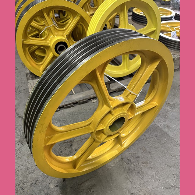 Шкив канатоведущий (Ø 575 мм, канаты 4x10 мм) ZAA260T3 13VTR-CR (140VAT)