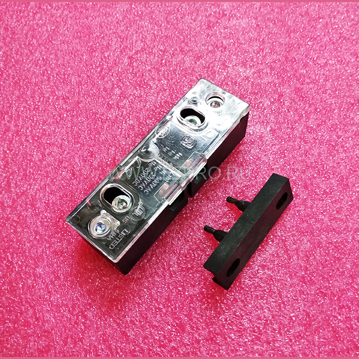 Выключатель (контакт дверей) AZ 06 SCHMERSAL KM255217 Kone