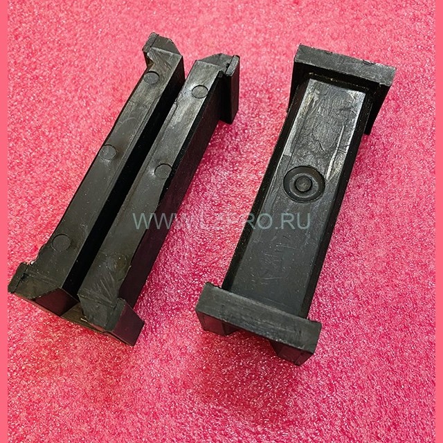 Вкладыш башмака противовеса L-108 мм T-5,5 мм MO380AS1 Otis