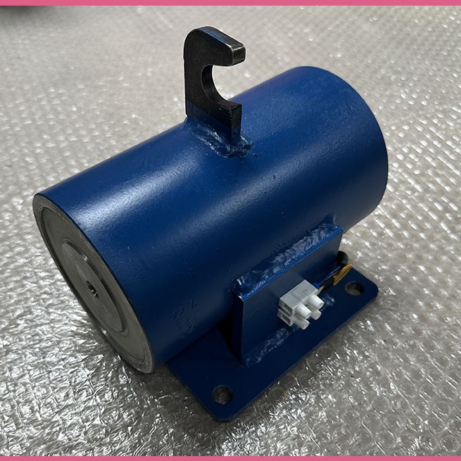 Магнит тормоза в сборе 125 В ZAA331BB1 13VTR (L-170 мм)