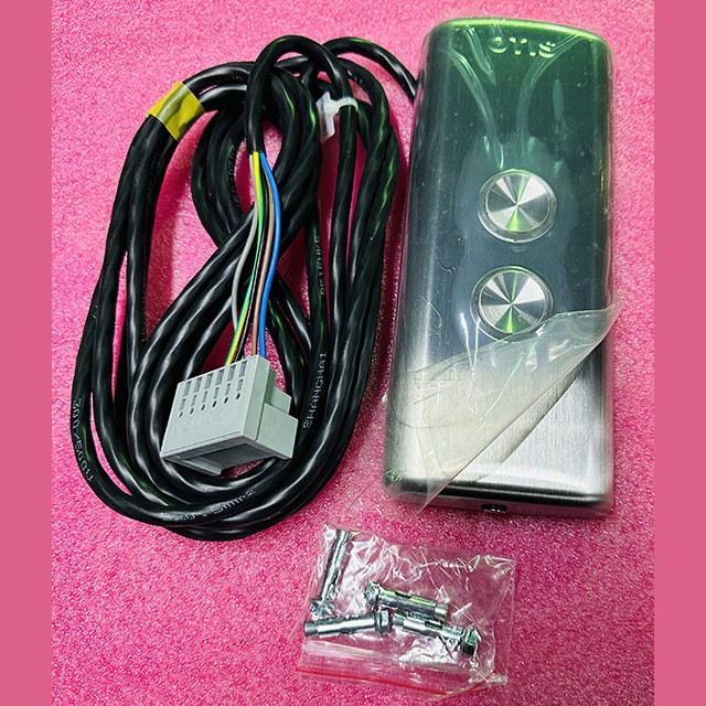 Вызывной пост (две кнопки с двойной красной/белой подсветкой, встроенная плата HBBA DAA26800AN1) ZAA23600AV6 Otis