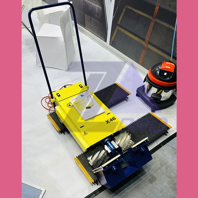 Escalator Cleaner X46 Tornado