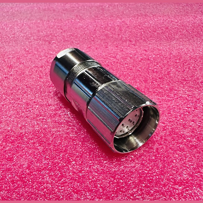 Разъем E-PFL121