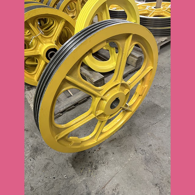 Шкив канатоведущий (620 мм, канаты 3x10 мм) ZAA260AT3 Ф конуса 60 мм