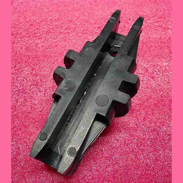 Вкладыш фигурный 14мм L=150мм полиамид 0411.03.02.095 МЛЗ, 401.04.03.013 ЩЛЗ, 401.00.00.001К КМЗ