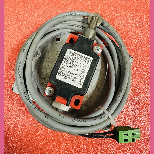 Выключатель ENK-U1Z Riw 608.1117.002 BERNSTEIN SKG METALLSCHNEIDER